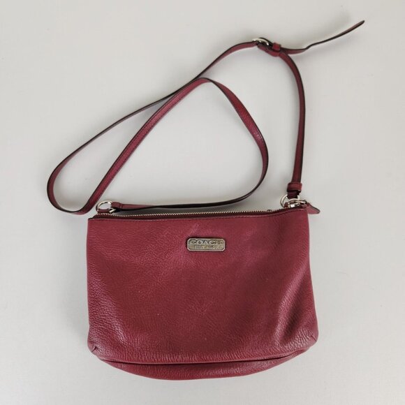 Coach Crossbody Bag Womens Red Vintage Small Pebbled Leather Purse Classic - Picture 1 of 16